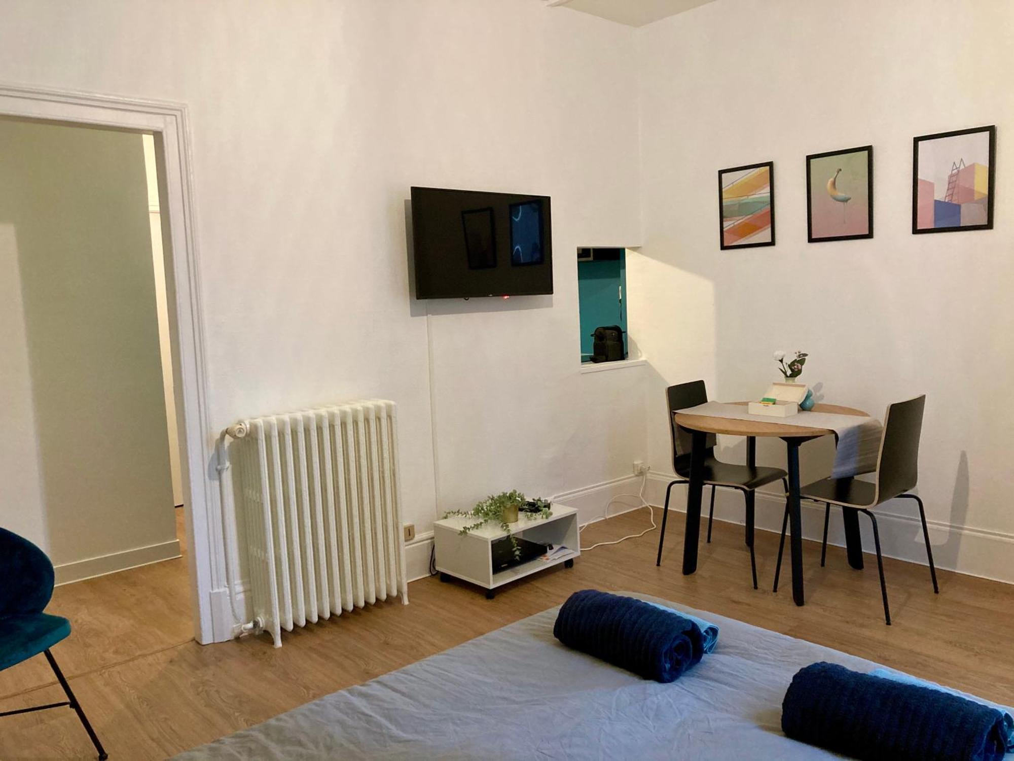 T1 Le Pastel Parking Netflix Wifi Gare Apartment Évreux Екстериор снимка